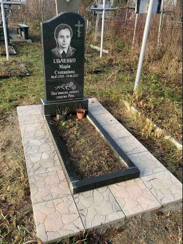 Сколько в среднем стоит памятник из гранита